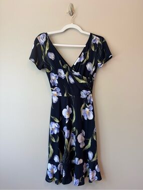 Gilli Wrap Mini Dress Size S | Black Blue Tulip Floral | Ruffle Hem VGUC